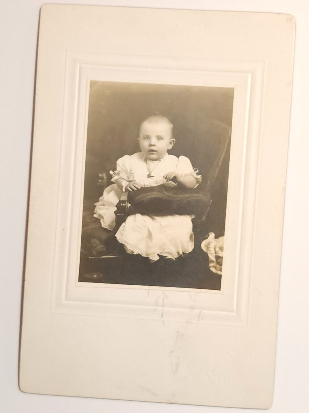 ADORABLE VINTAGE BABY Photo Early 1900s Photography Studio Portrait Byers Port